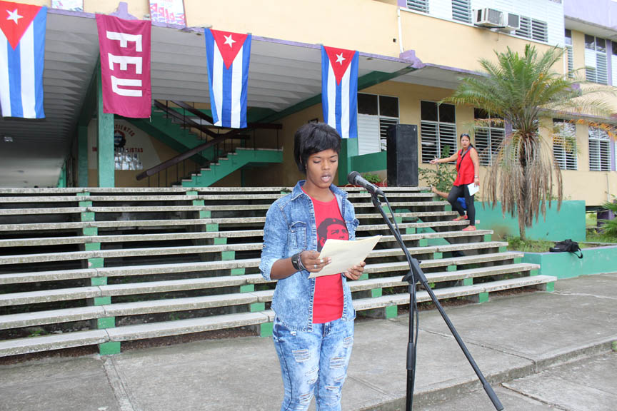 Marelis Naranjo Núñez, estudiante de cuarto año Ingles // Foto Marlene Herrera