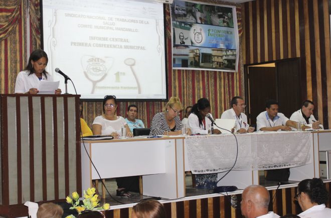 Celebran Primera Conferencia Municipal del sindicato de la salud en Manzanillo // Foto Marlene Herrera