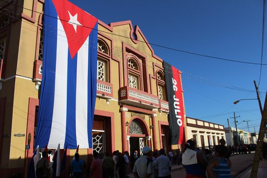 Tributo del pueblo de Manzanillo a Fidel // Foto Marlene Herrera