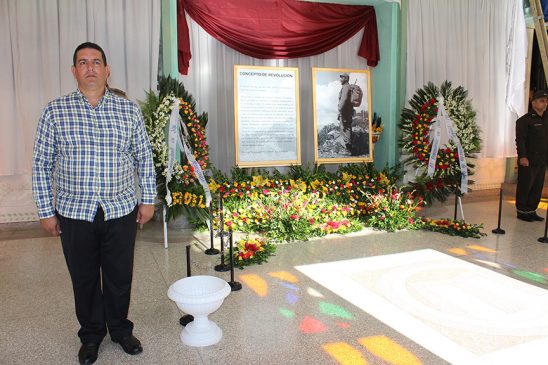 Tributo del pueblo de Manzanillo a Fidel // Foto Marlene Herrera