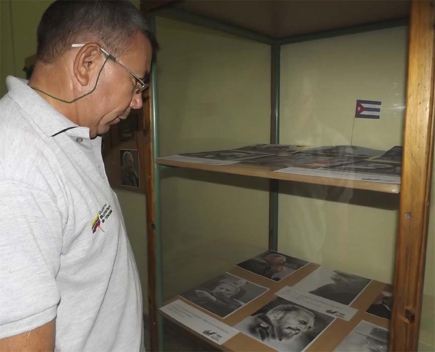 Exposición  fotográfica 90 cumpleaños // Foto Marlene Herrera