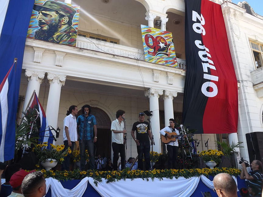 Acto homenaje a Fidel en Manzanillo // Foto Eliexer Peláez