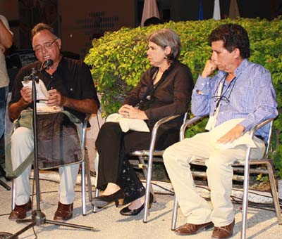 Luis Carlos Suárez, Teresa Melo y Reinaldo García en inauguración de Jornada Manuel Navarro Luna // Foto Marlene Herrera