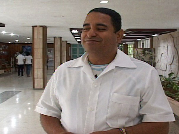 Dr. Aníbal Ramos Socarrás, vicedirector de Asistencia Médica // Foto Valia Marquínez