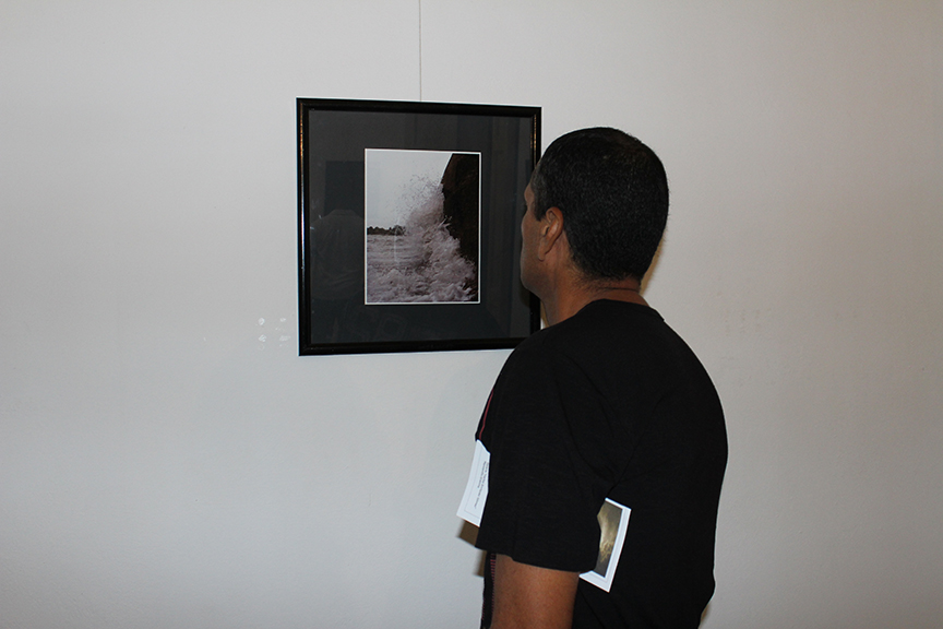 El mar presente en la mayoría de las fotografías // Foto Marlene Herrera