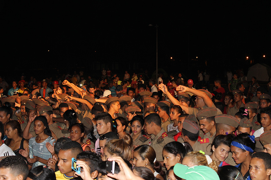 Entusiasmo juvenil en Acampada antimperialista // Foto Marlene Herrera