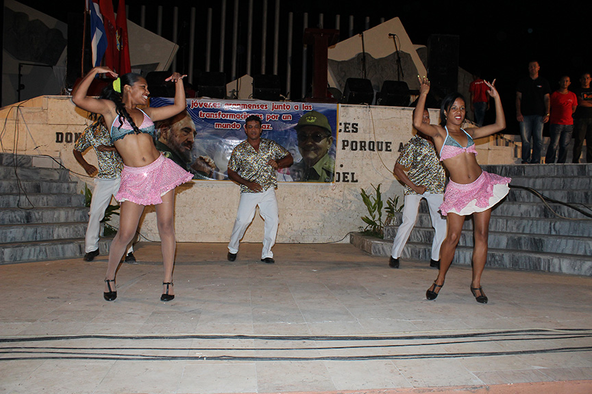 Grupo Folklórico Okán Addé en Acampada antimperialista // Foto Marlene Herrera