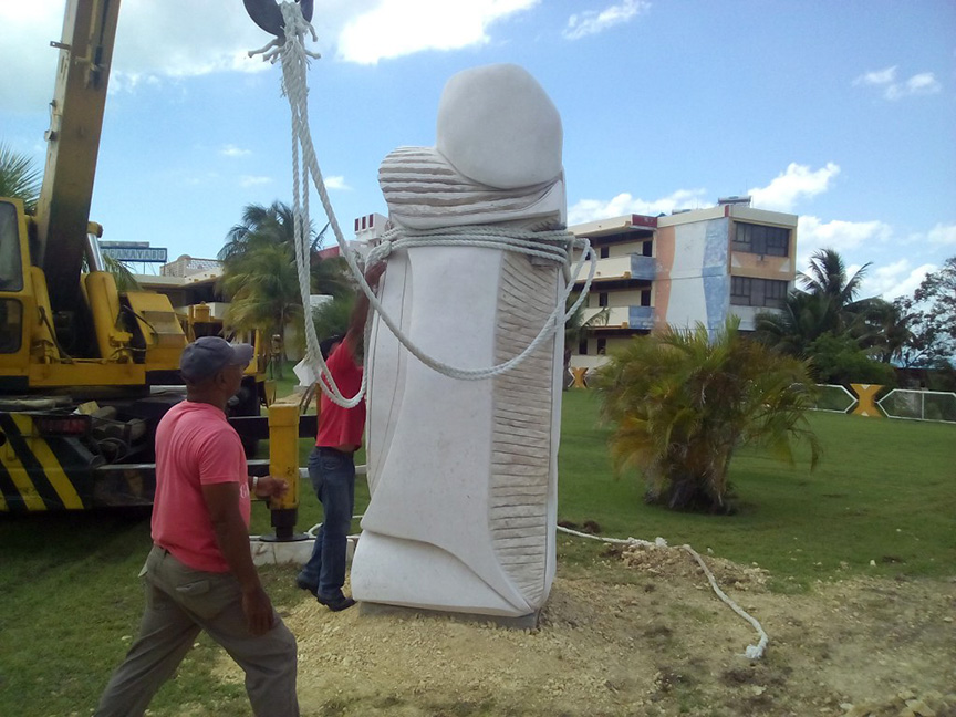 Escultura de Yosvany Echavarría Tamayo // Foto Lilian Salvat