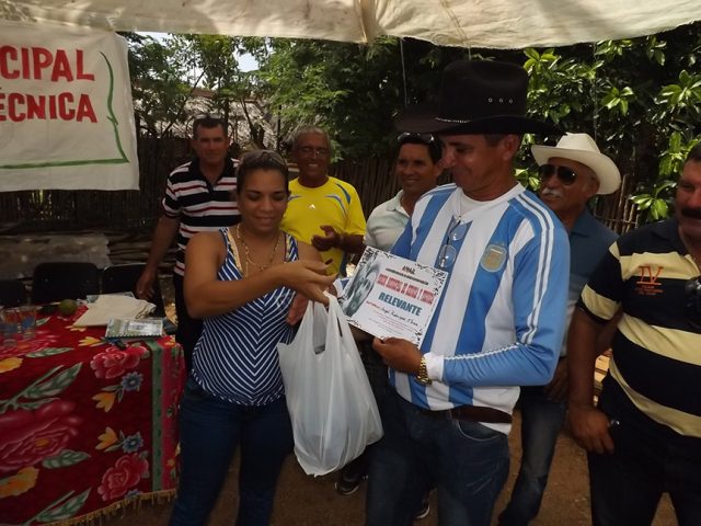 Premio para El incremento de la producción cunícula, de Ángel Rodríguez Flores, de la CCS Frank País // Foto Yurisdel Reyes