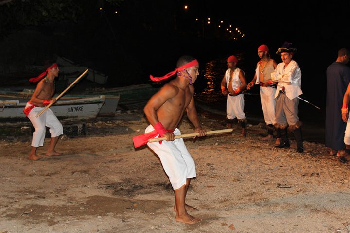 Espejo de paciencia a orillas del Golfo de Guacanayabo // Foto Marlene Herrera