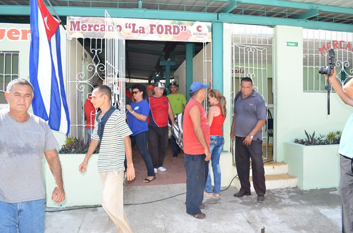 Mercado Agropecuario La Ford // Foto Marlene Herrera