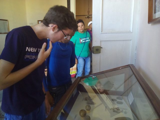 Lo jóvenes visitaron el Museo Municipal // Foto Eliexer Peláez