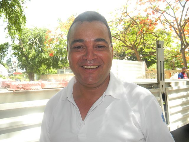 Rocles Figueroa, conductor de Ecos del Carnaval// Foto Lilian Salvat