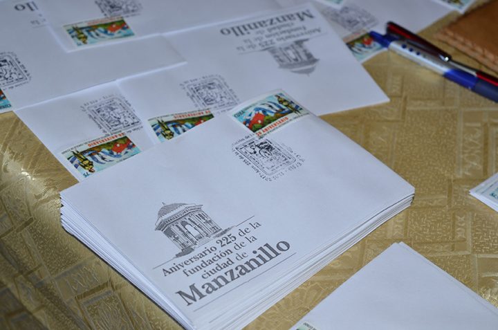 Cancelación del sello por el 225 aniversario de la ciudad // Foto Marlene Herrera