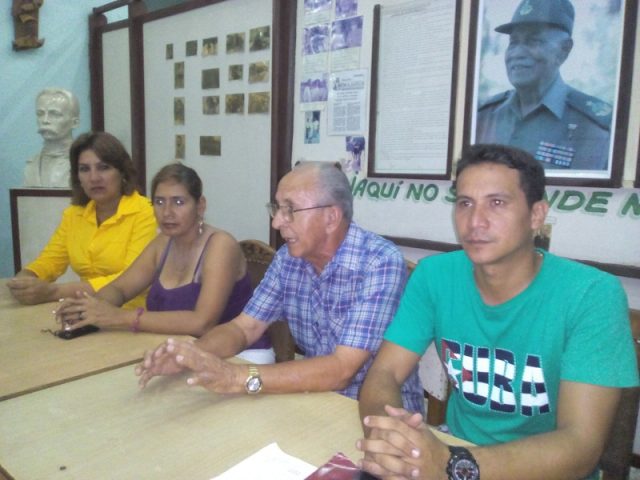 Historiador ciudad junto a la UJC // Foto Eliexer Peláez