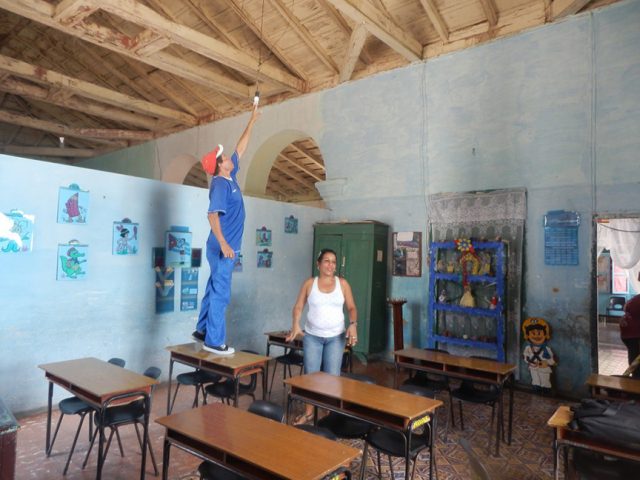 Se preparan condiciones para reiniciar el curso escolar // Foto Lilian Salvat
