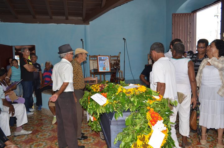 Un último homenaje en la Casa de la Trova Jaime Benemelis // Foto Marlene Herrera