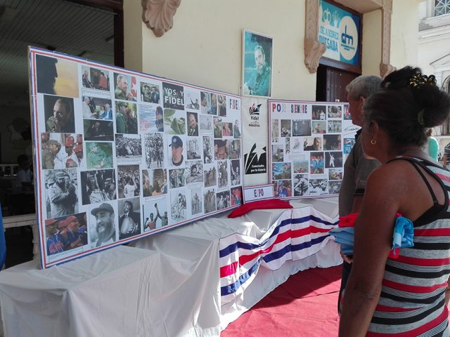 Exposición Fidel por siempre // Foto Marlene Herrera