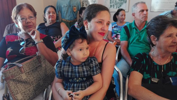 Erenia Tamayo Torres compartio con su familia y compañeros de trabajo este momento // Foto Marlene Herrera
