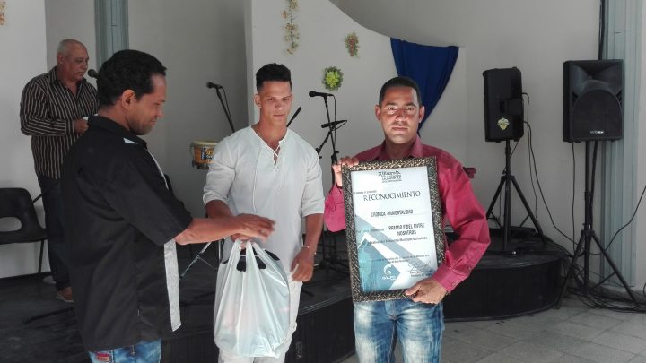 Carlos Manuel Gallardo, multipremiado en esta edición, y merecedor del Gran Premio // Foto Marlene Herrera