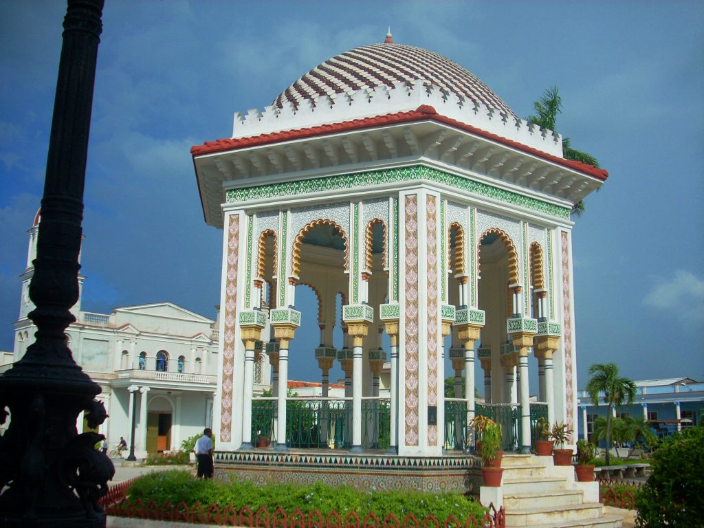 Glorieta de Manzanillo