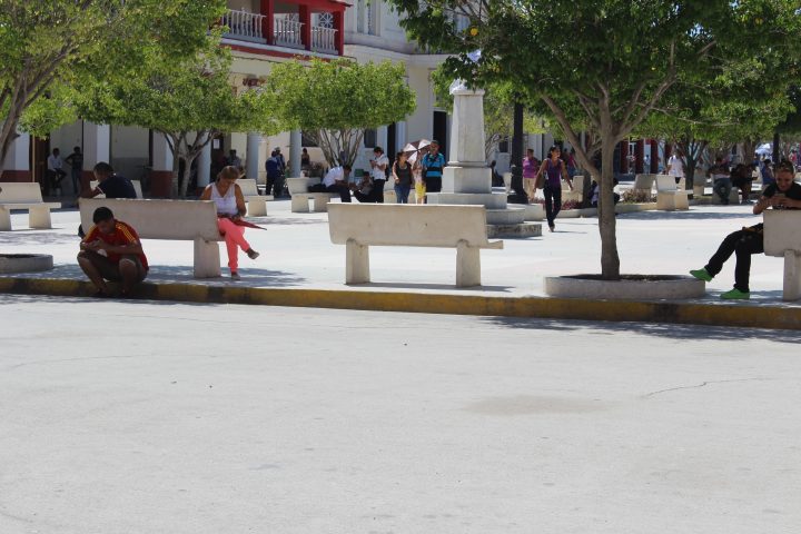 Zona wi fi que llega el parque Carlos Manuel de Céspedes // Foto Marlene Herrera