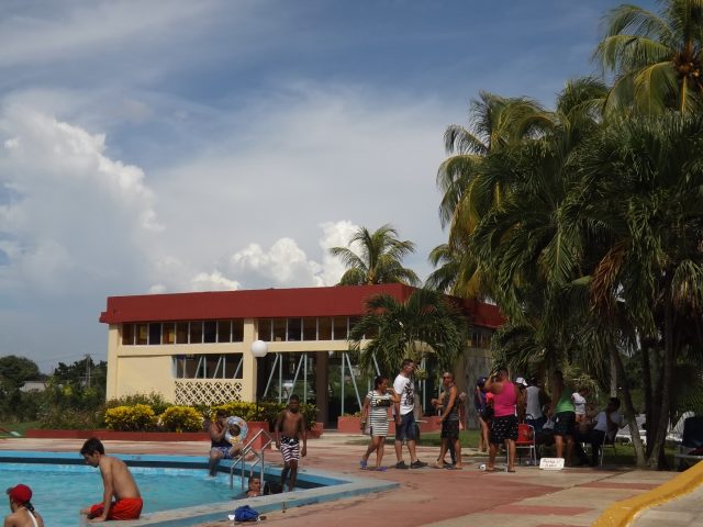 Entre los espacios que se pueden disfrutar sobresalen el restaurante Las Antillas, el Bar-Terraza, el snack bar El Golfo y la sala de fiesta Los Delfines // Foto Lilian Salvat