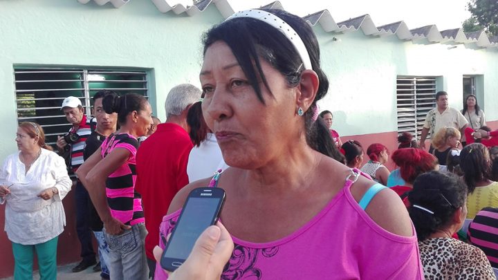 Gloria Vega Torres comenta que este lugar es imprescindible en la historia de Cuba // Foto Marlene Herrera