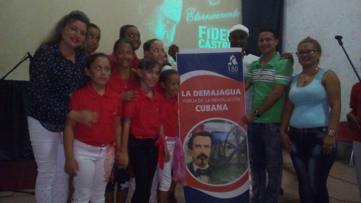 Artistas granmenses dedican homenaje a Fidel en Manzanillo // Foto Eliexer Peláez