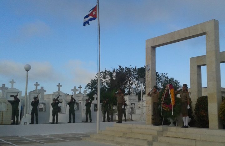 Operación Tributo // Foto Denia Fleitas