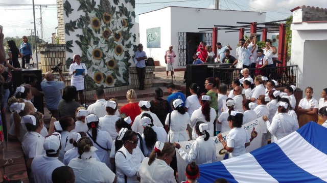 Enfermeras que conmemoraron su día internacional // Foto Marlene Herrera