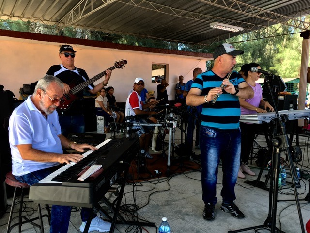 Presentaciones de la Orquesta Original de Manzanillo en provincial del centro de Cuba // Foto tomada de Facebook