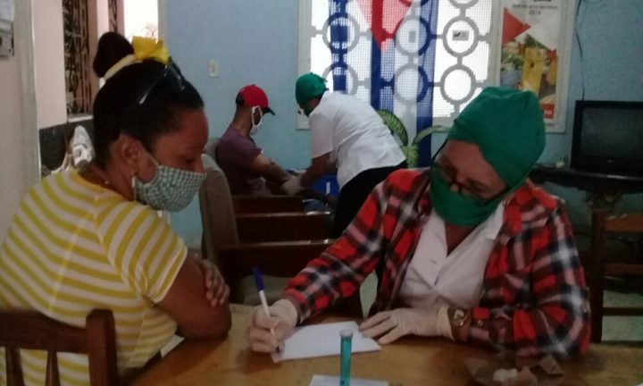 Los jóvenes manzanilleros también dedicaron esta periferia a la Jornada de Homenaje a los Donantes Voluntarios de Sangre