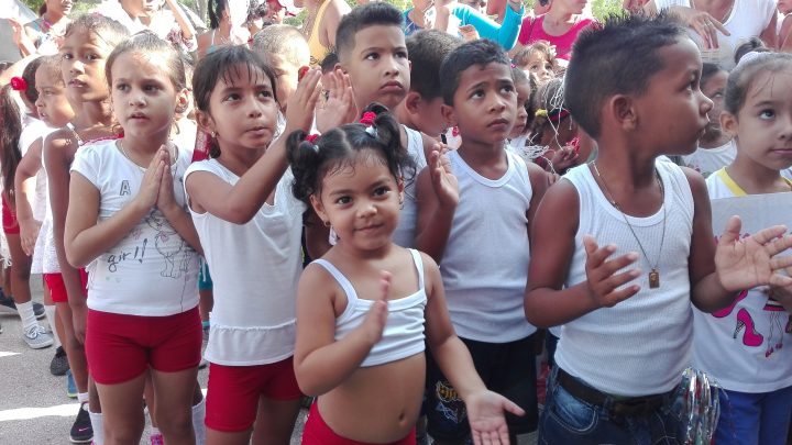 Garantizar la salud de los pequeños es importante en esta pequeña nación bloqueada // Foto Marlene Herrera