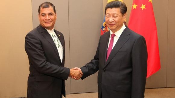 El presidente ecuatoriano, Rafael Correa y el presidente de China, Xi Jinping // Foto tomada de Cubadebate