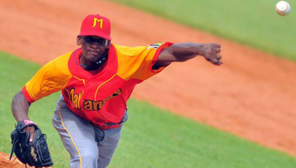 Yoanni Yera tiene balance de 10-0 en esta Serie Nacional // Foto: Tomada de Granma.