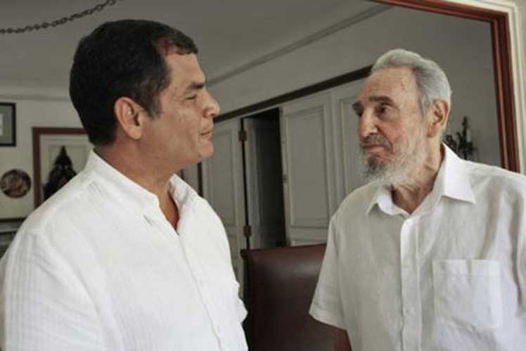 Murió un hombre invicto, afirma presidente de Ecuador sobre Fidel