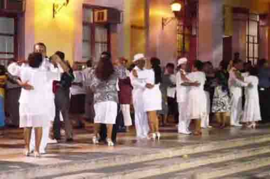 Cuba Danzón 2016 defiende singularidad del baile nacional // Foto Portal Cubasí