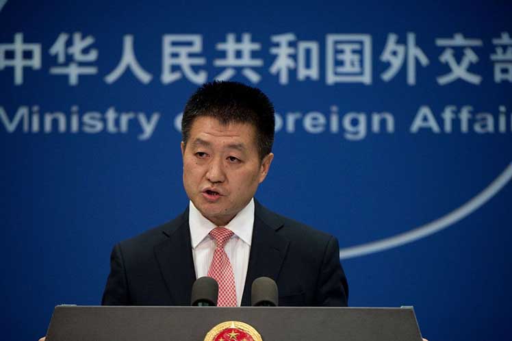 China pide a EE.UU debatir desacuerdos en forma constructiva