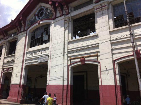 Mercado de Cuatro Caminos se convertirá en Centro Comercial multiservicios de CIMEX // Foto Cubadebate