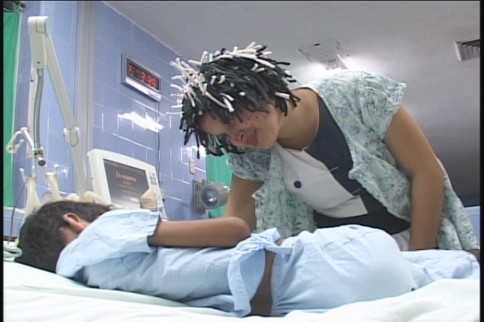 Miembros de la AHS visitaron las salas de oncohematología y de cuidados intensivos del Hospital Pediátrico de Manzanillo // Foto Golfovisión TV