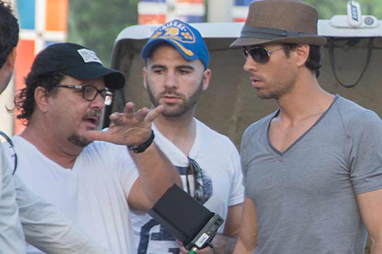 Cantante español Enrique Iglesias filma video clip en Cuba