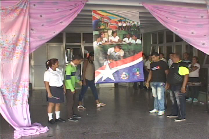 Colectivo de escuela pedagógica manzanillera recibe reconocimiento de la juventud cubana