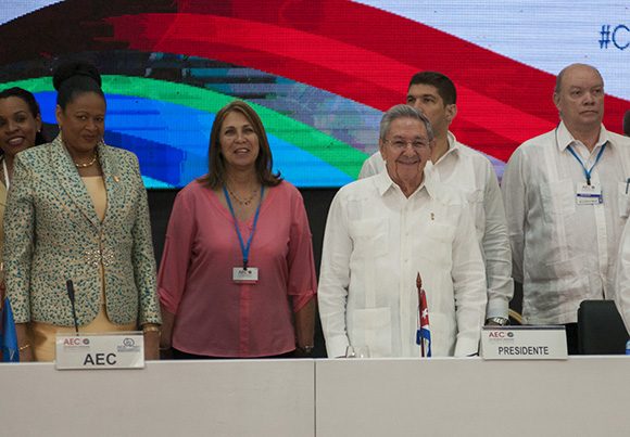 El Presidente cubano Raúl Castro asiste a la XXII Reunión Ordinaria del Consejo de Ministros de la Asociación de Estados del Caribe. Foto: Ladyrene Pérez/ Cubadebate.