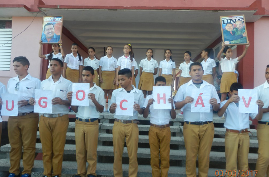 Actividad de la Jornada Por aquí pasó Chávez en la Escuela Secundaria Básica Manuel Fajardo // Foto Lilian Salvat