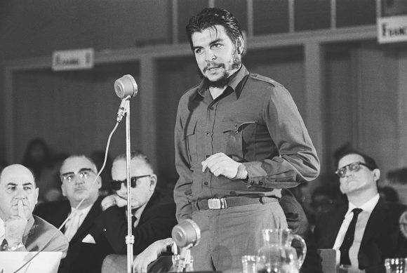 Che Guevara: Playa Girón es un símbolo para los pueblos oprimidos 
