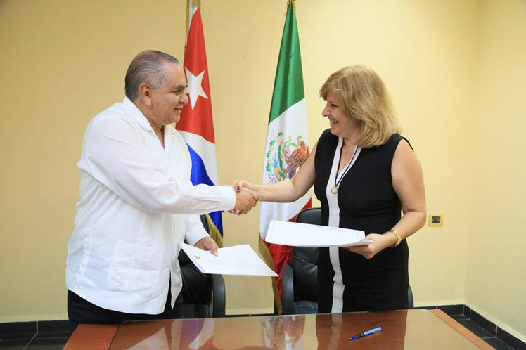 Cuba y México dialogan sobre temas migratorios y consulares // Foto PL