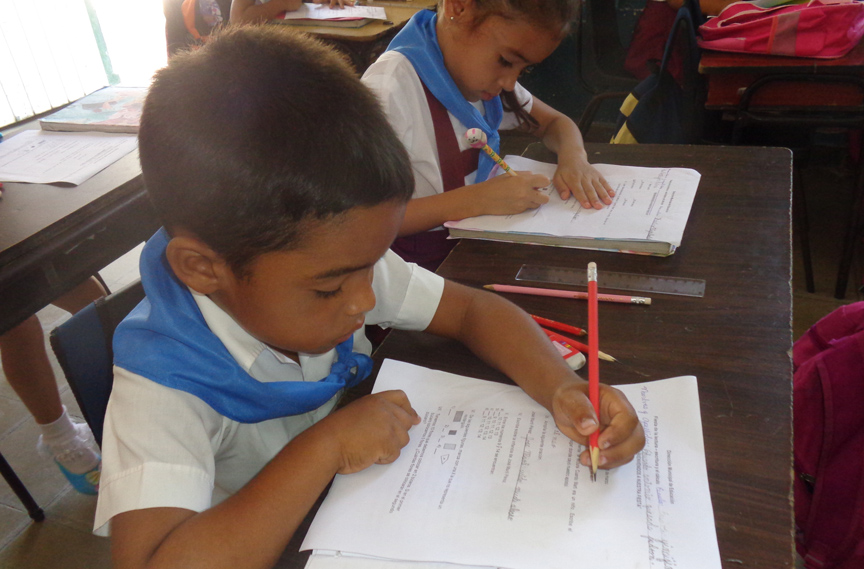 Celebran Festival de la Lectura, Escritura y Cálculo para niños de primer grado // Foto Marlene Herrera