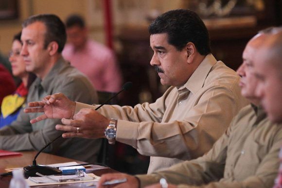Maduro afirmó en televisión: “habrá paz con revolución, sino no habrá paz, ni en Venezuela ni en América Latina”. Foto: AFP.