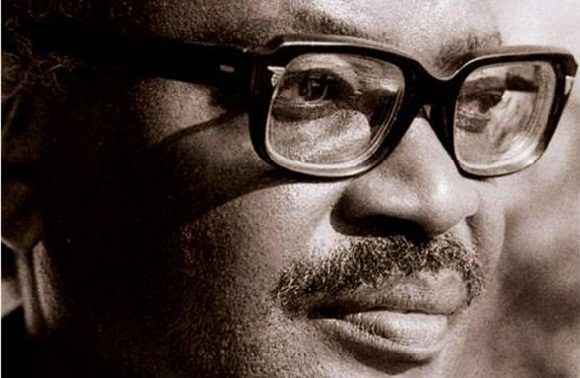 Presentarán además el DVD de testimonios titulado Cubanos hablan de Agostinho Neto’, de 2011, y donarán un busto del médico y padre de la independencia angoleña, en el año de su onomástico 95. Foto: Jornal de Angola.